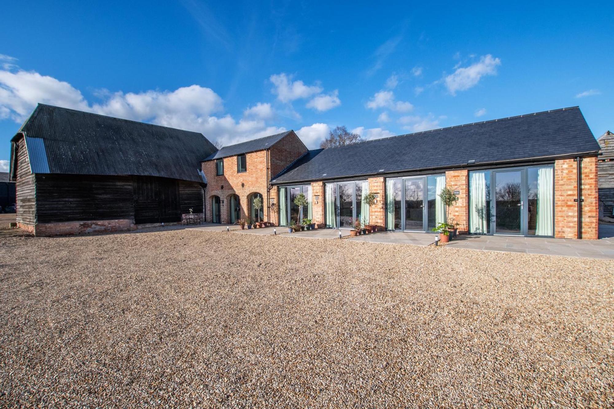 The Linhay * Peterborough