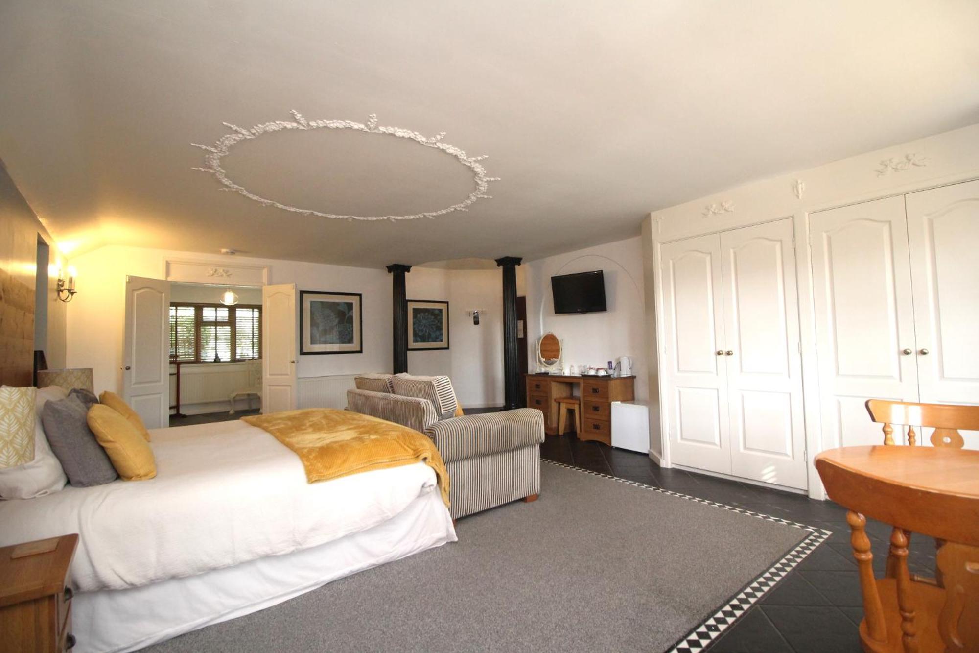 Highfields Holidays 2* Peterborough