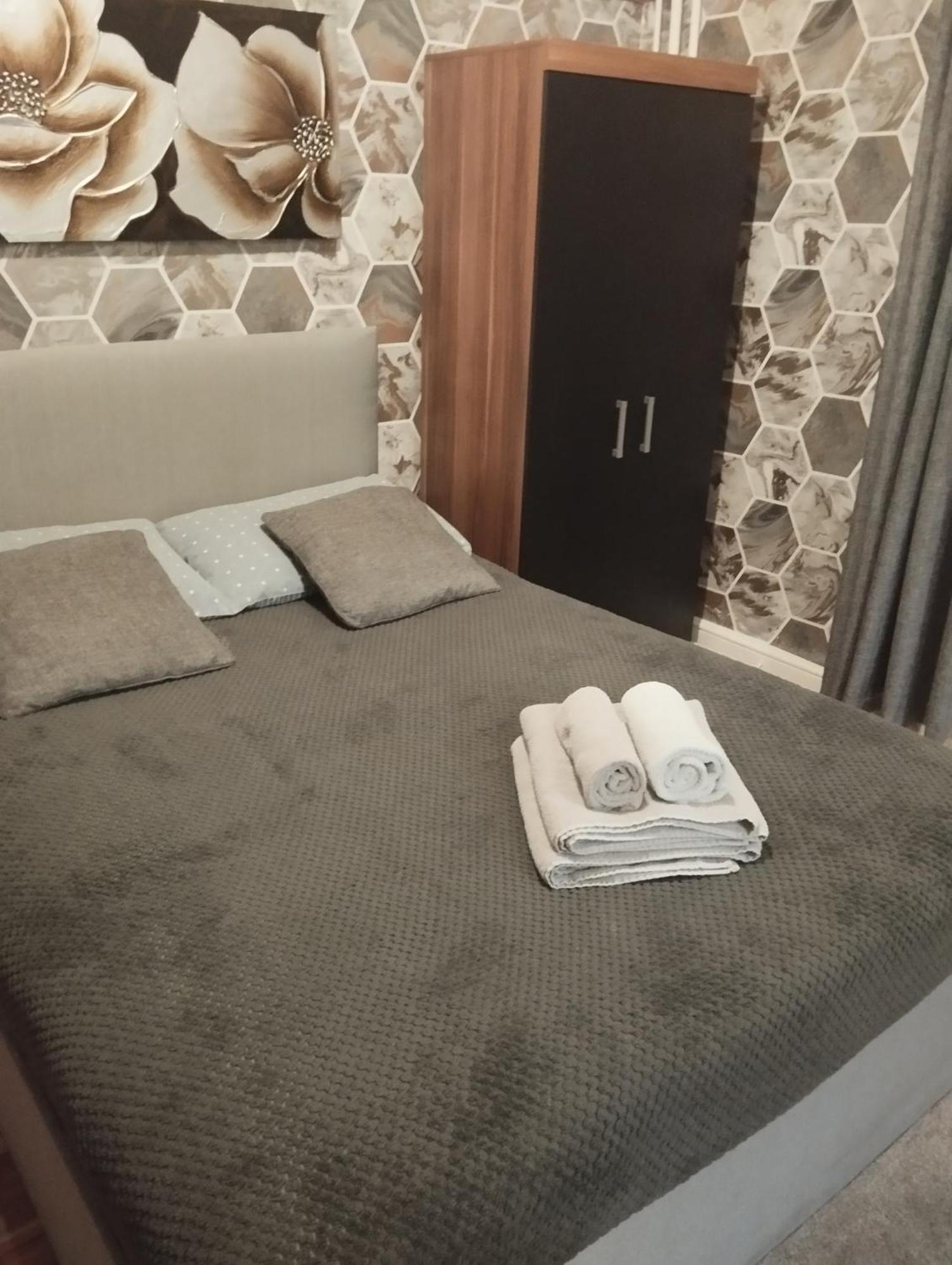 Bright Guest house *