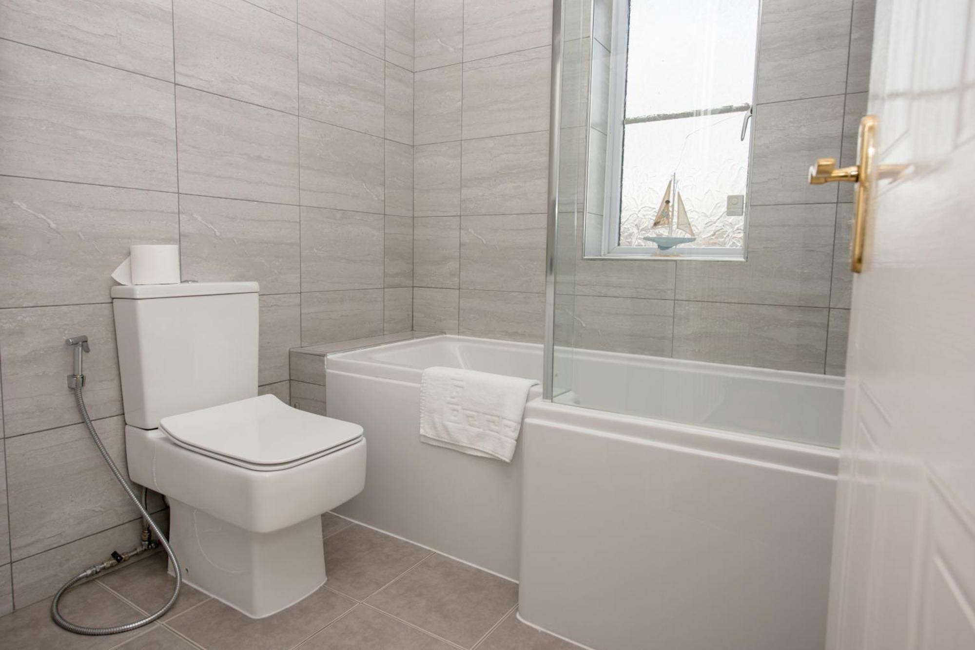 Kvm Swan House By Kvm Peterborough