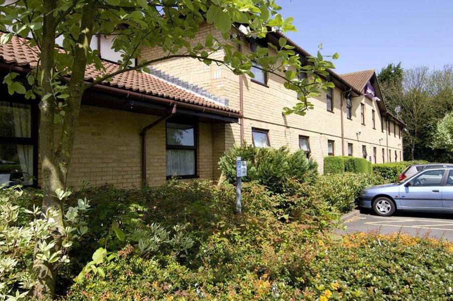 Premier Hotel