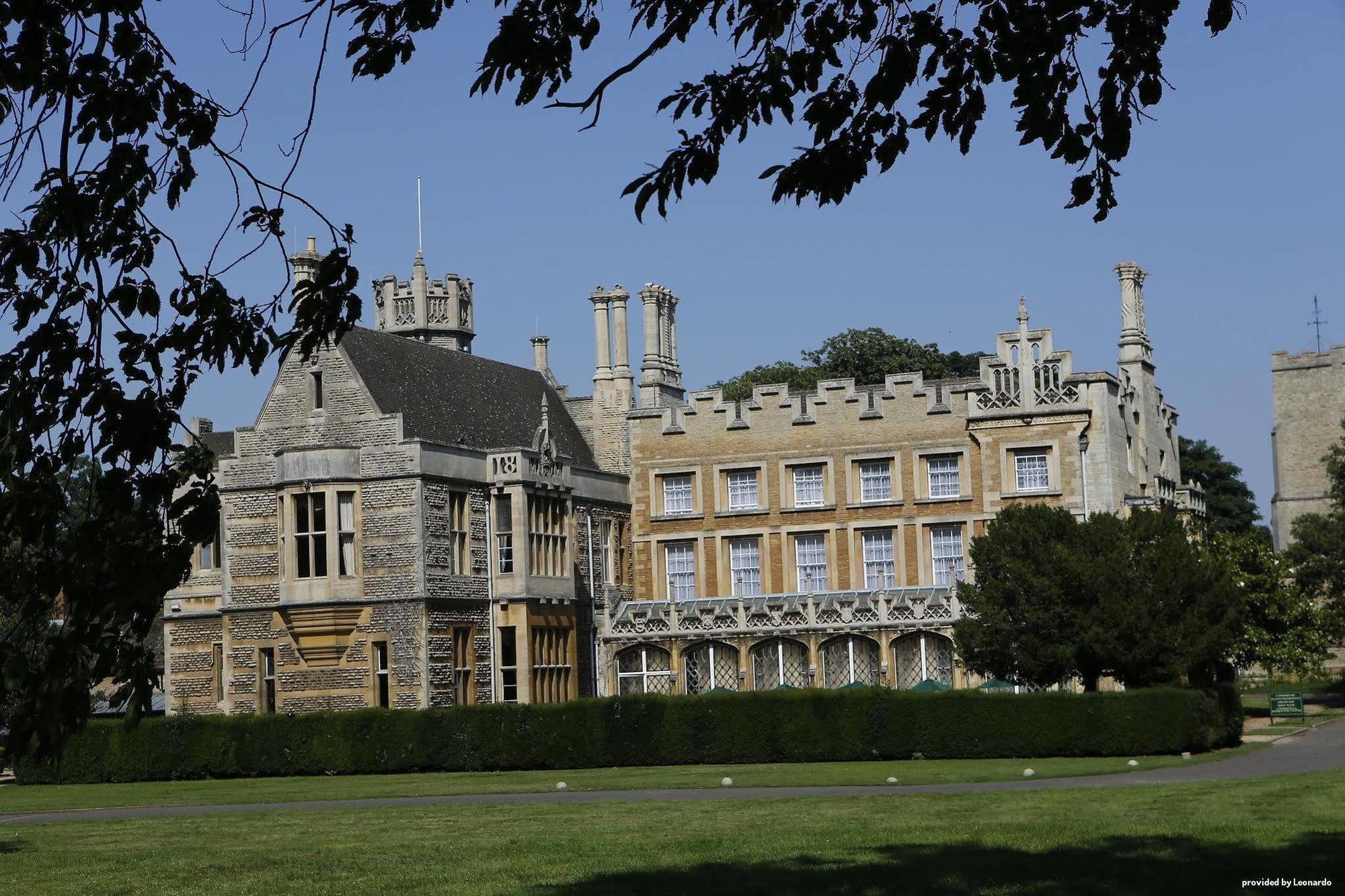Hotel Orton Hall & 4*