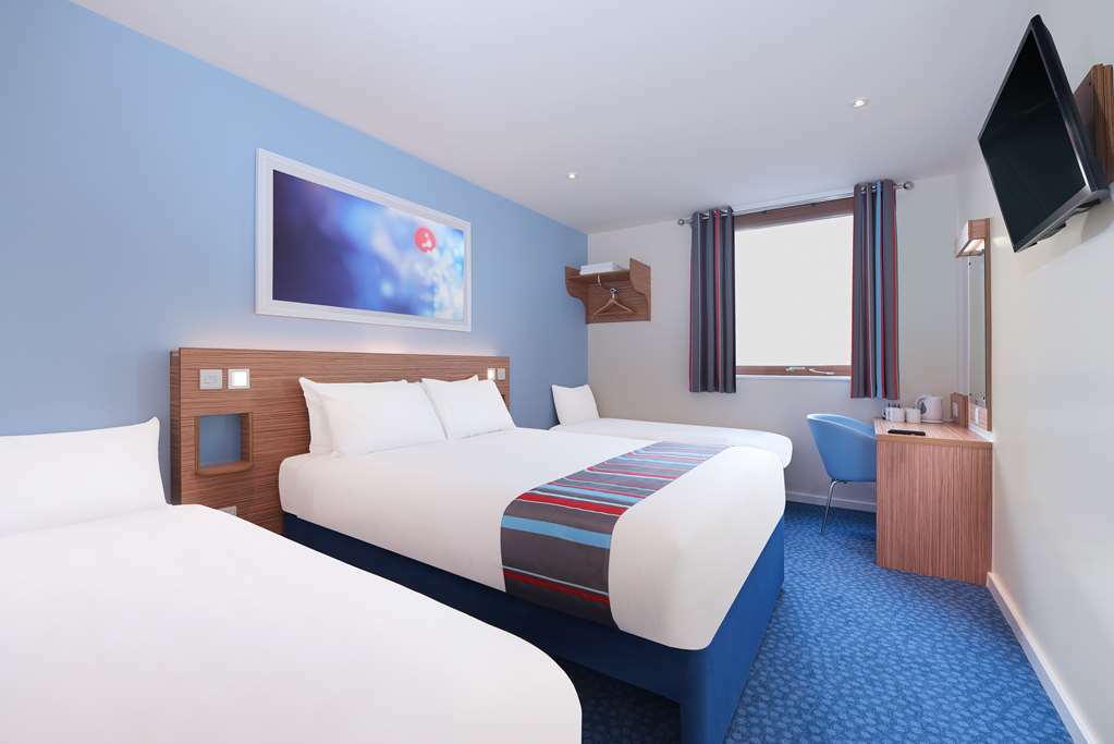 Travelodge Hotel 2*
