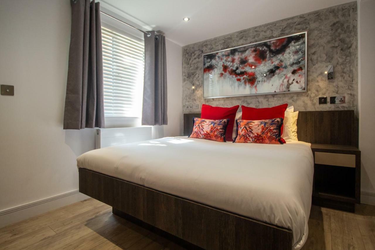 Signature Aparthotel