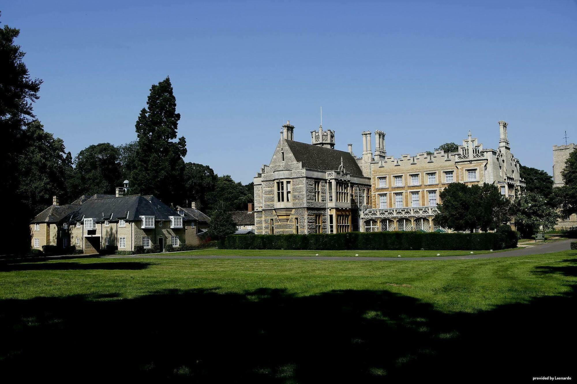 Hotel Orton Hall & 4*