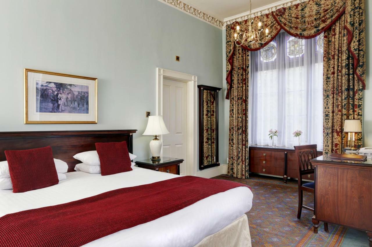 Orton Hall & Hotel 4*