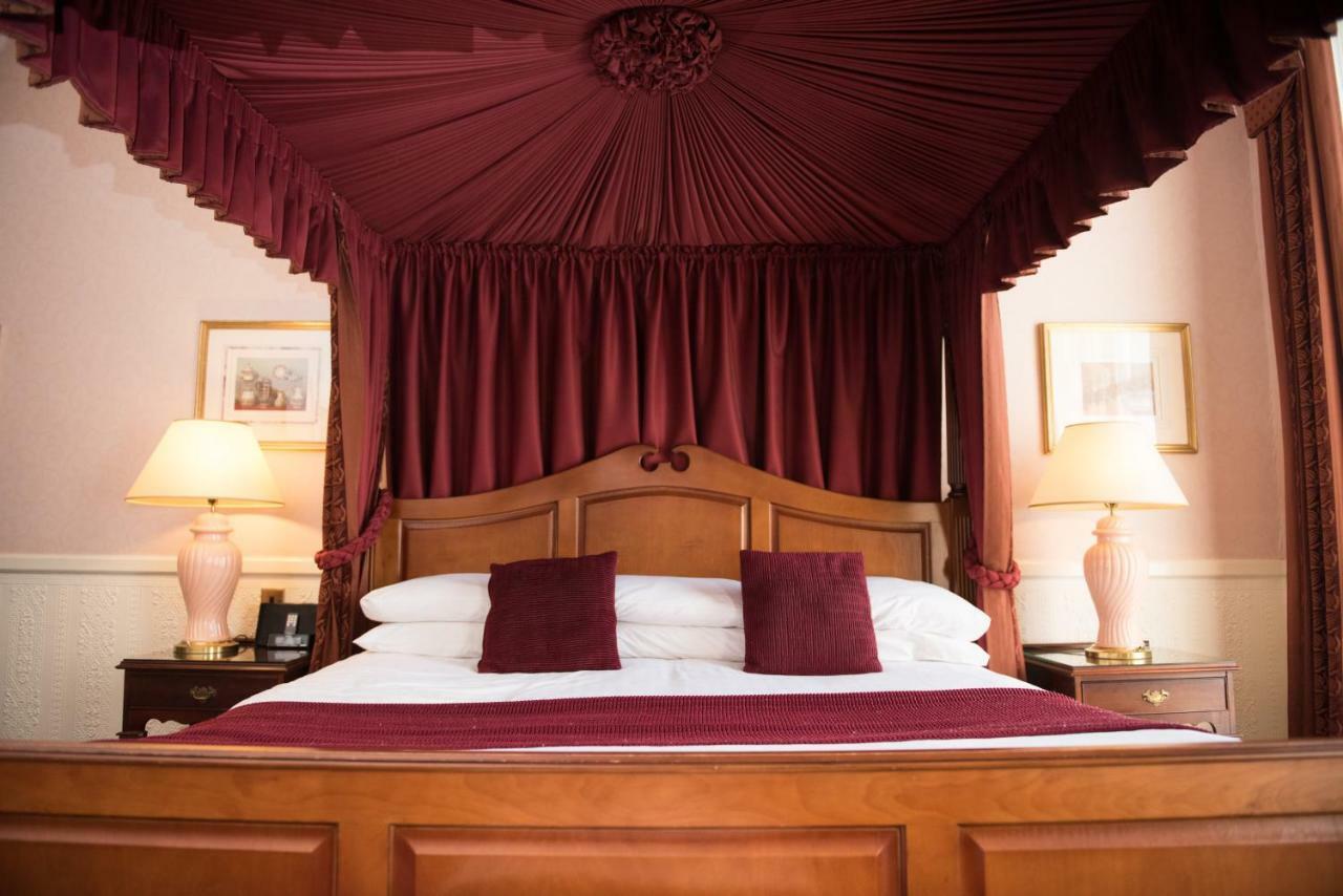 Orton Hall & 4* Peterborough