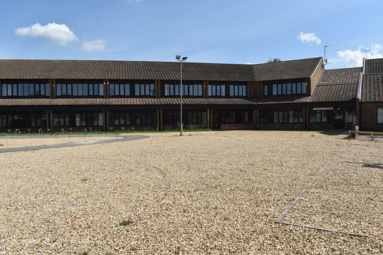 Bushfield House Apartment Peterborough